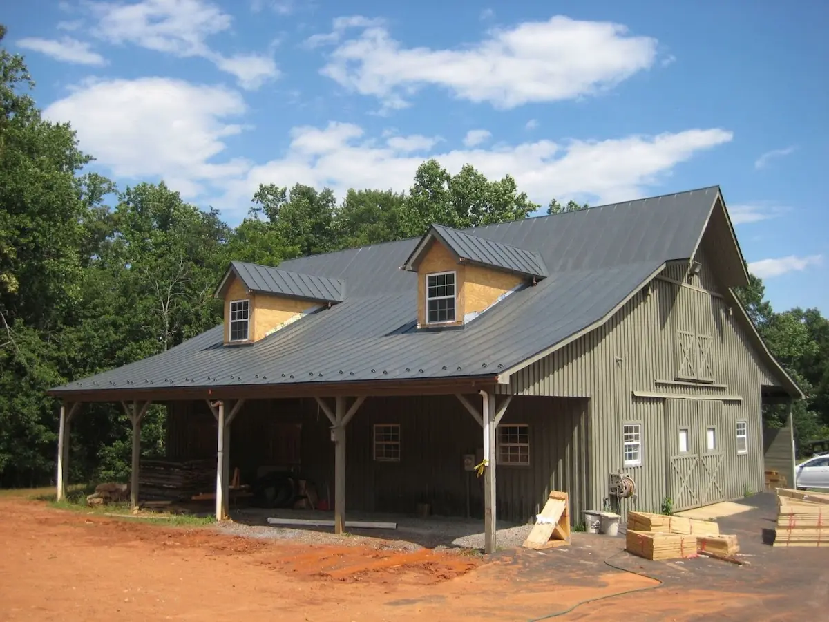 Expert Roof Coating workmanship in Calwa